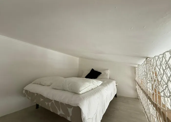 Au Coeur Du Port Du Cap D Agde